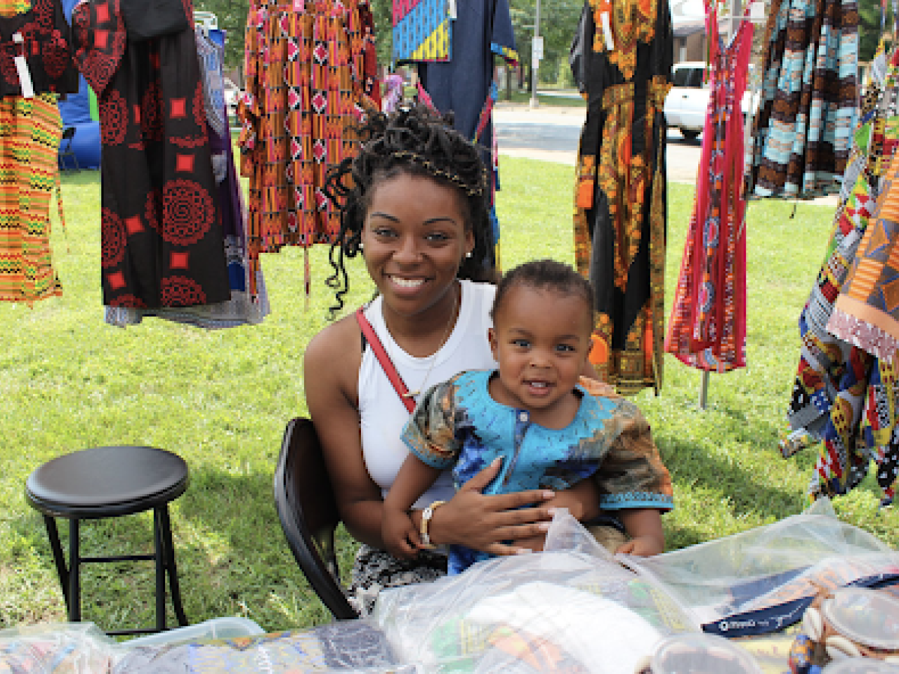 Mother and daughter at 2018 festival